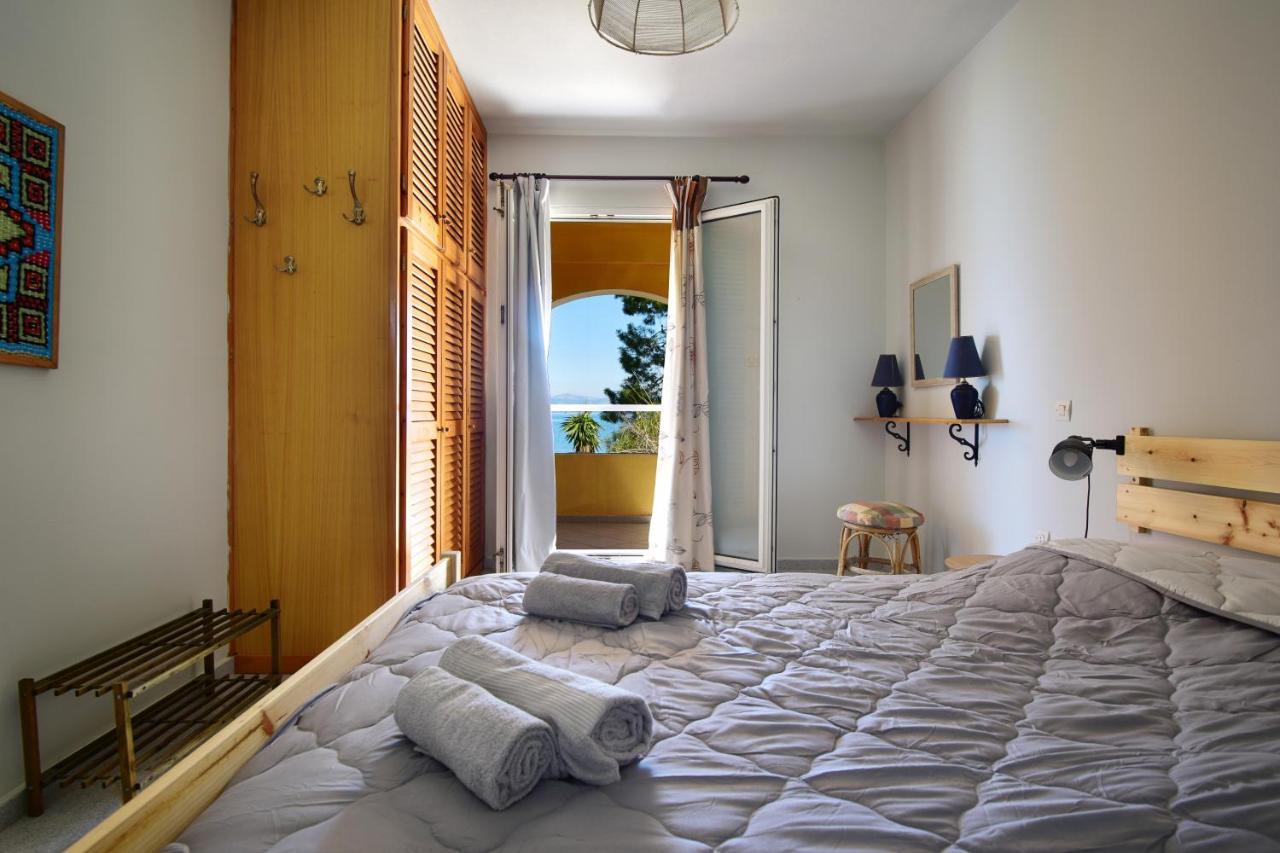 Villa By The Sea - Βίλα Πάνω Στη Θάλασσα Kavos Exterior photo